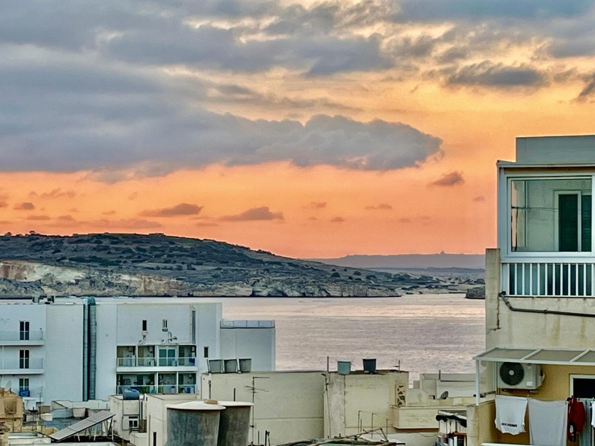 Spacious 2Br Penthouse With A Large Front-Terrace - Close To Bugibba Perched Beach San Pawl il-Baħar Eksteriør billede